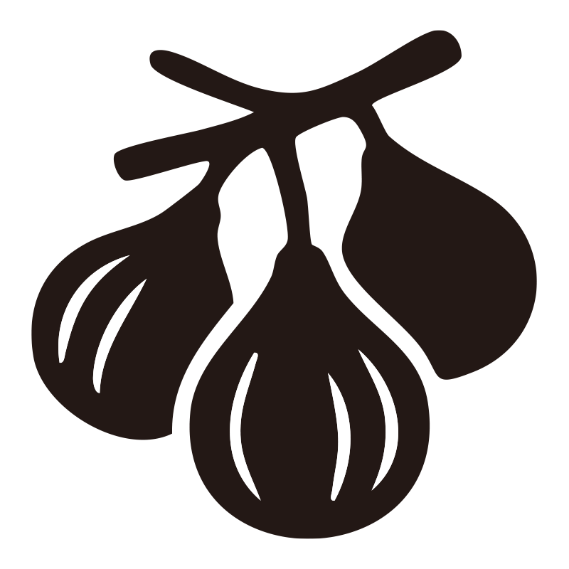 秋の山を彩る伝統的な果実、あけ