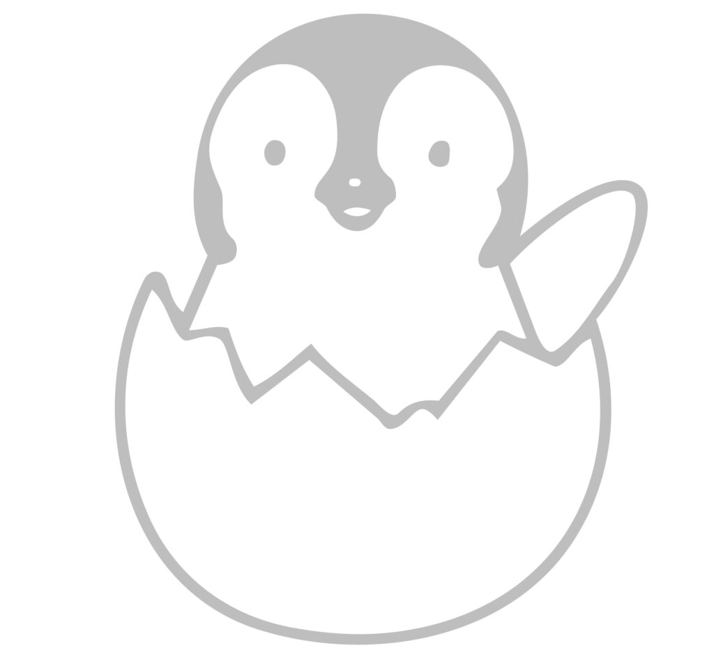 たまごからちょこんと顔を出して